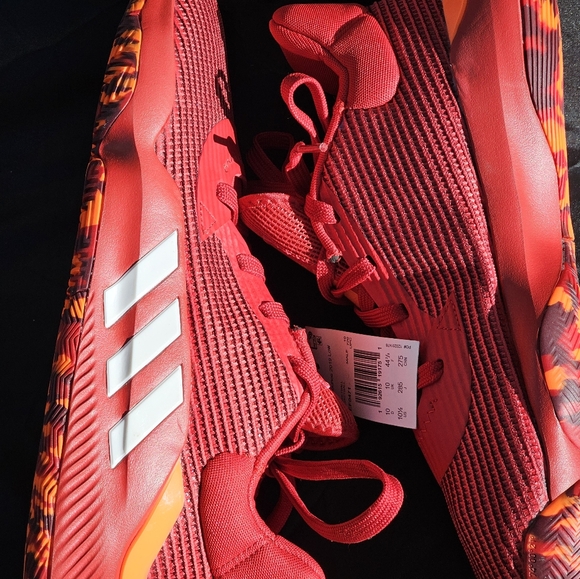 Adidas Pro Bounce 2019 Low Top Red Basketball Shoe EF0471 Mens Size 11 New - Picture 3 of 5